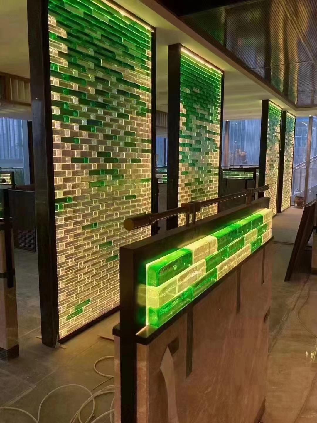 What does the advantage of glass brick have?